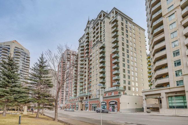 1808 - 1111 6 Avenue Sw, Home with 2 bedrooms, 2 bathrooms and 1 parking in Calgary AB | Image 1