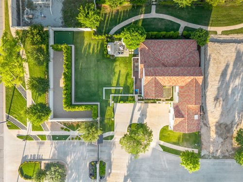 109 Pineland Pl, Fort Worth, TX, 76114-1075 | Card Image
