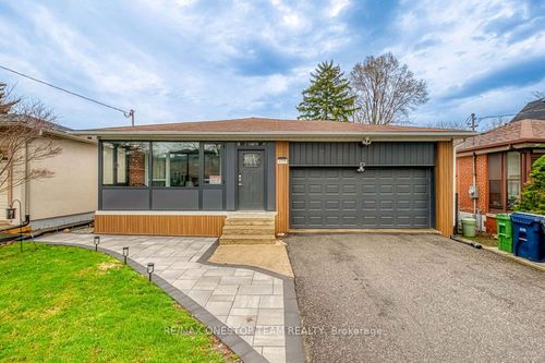 238 Dunview Avenue, North York, ON, M2N4J2 | Card Image