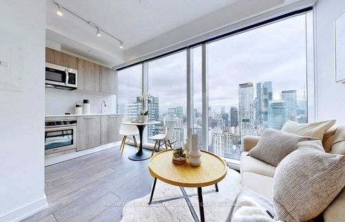 1908-3 Gloucester St, Toronto, ON, M4Y0C6 | Card Image