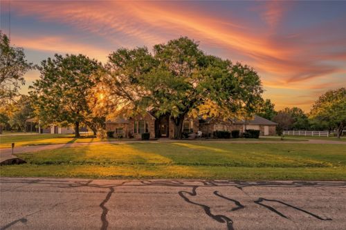7247 Somerset Ln, Aubrey, TX, 76227-3201 | Card Image