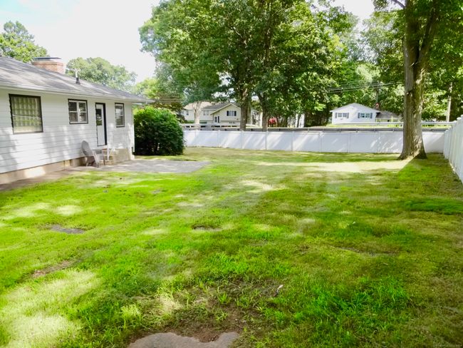 1 Birchwood Dr, House other with 3 bedrooms, 1 bathrooms and null parking in Ansonia CT | Image 30