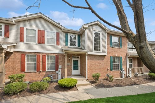 18582 Point Dr, Tinley Park, IL, 60477-4931 | Card Image