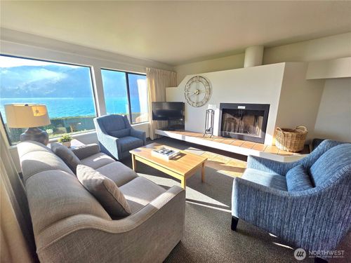 1 Nequelekin St, Manson, WA, 98831 | Card Image