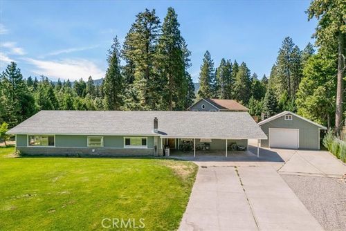 1231 W Scenic Dr, Mount Shasta, CA, 96067-9015 | Card Image