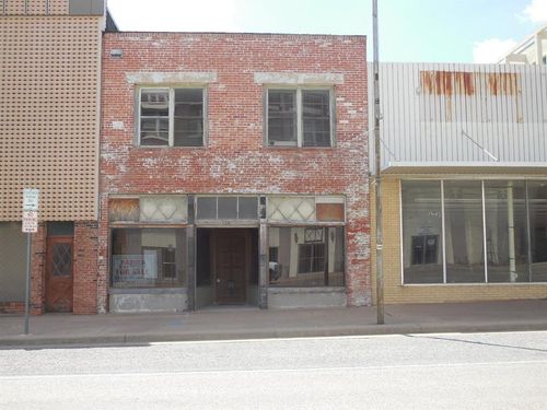 207 W Main Street, Ranger, TX, 76470 | Card Image