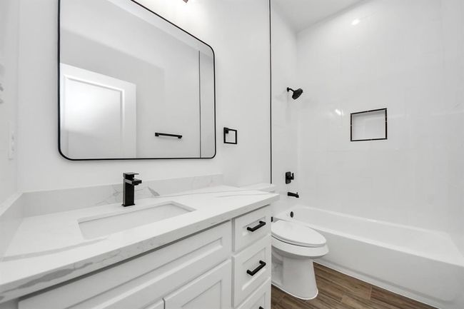 207 Manor Ave, House other with 3 bedrooms, 3 bathrooms and 2 parking in Arcola TX | Image 7