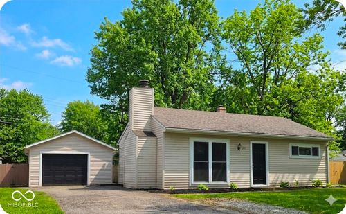 230 Wickersham Dr W, Kokomo, IN, 46901-4005 | Card Image