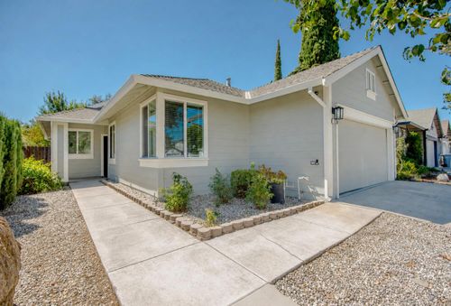 1220 Sun Valley Dr, Woodland, CA, 95776-6785 | Card Image