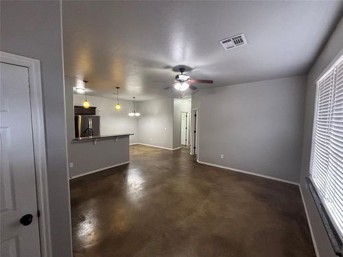 1852 Cypress Ln, El Reno, OK, 73036-5141 | Card Image