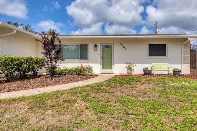 2402 33 Rd St W, House other with 3 bedrooms, 2 bathrooms and null parking in BRADENTON FL | Image 4