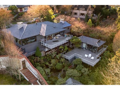 2929 Nw Cumberland Rd, Portland, OR, 97210-2706 | Card Image