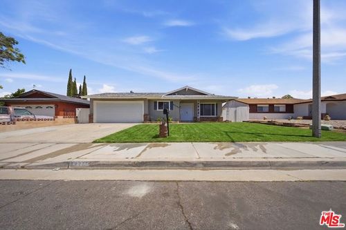 43342 Fenner Avenue, Lancaster, CA, 93536 | Card Image