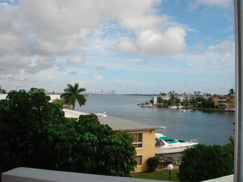 404-7933 West Dr, North Bay Village, FL, 33141-5575 | Card Image