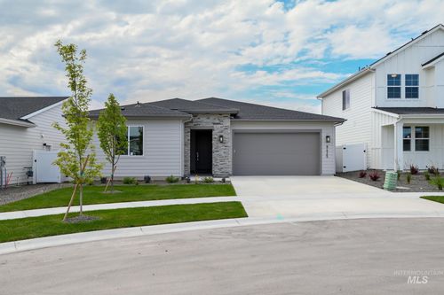 8425 S Wavecrest Ave, Kuna, ID, 83634-1190 | Card Image