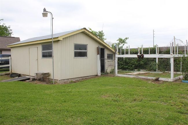 206 Riverside St, House other with 3 bedrooms, 3 bathrooms and null parking in Highlands TX | Image 28