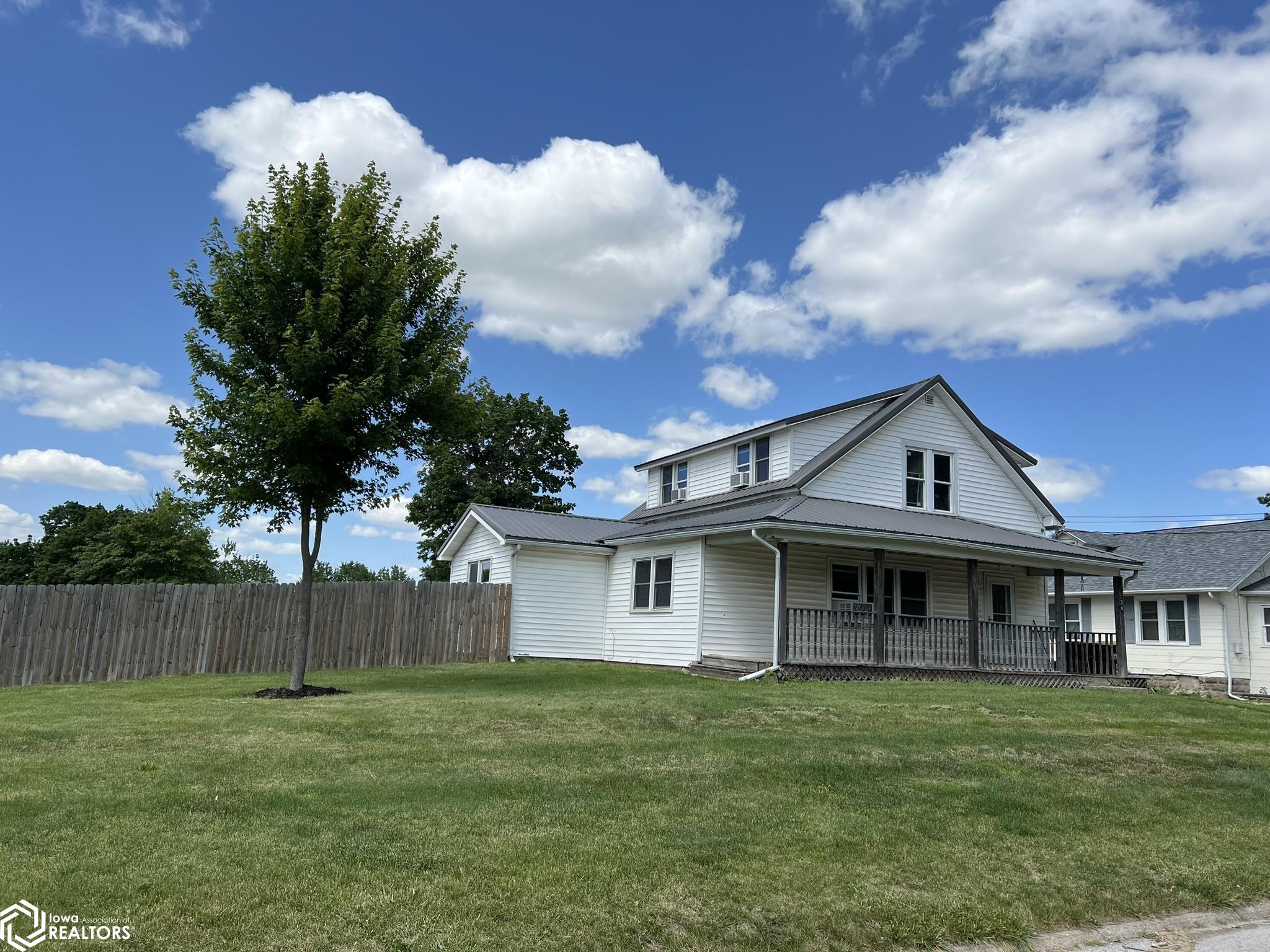 Jefferson St, Osceola, IA 50213