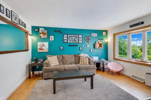 1044 N Rensselaer St, Griffith, IN, 46319-1625 | Card Image