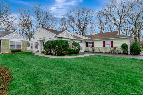 7 Possum Path, Coram, NY, 11727-2146 | Card Image