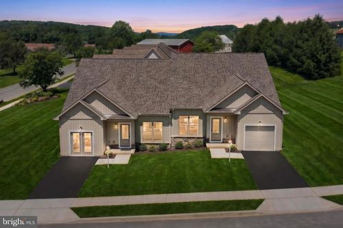 124 Heather Glen Dr, RED LION, PA, 17356-9118 | Card Image