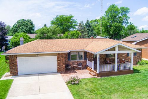 1617 Kaylee Ct, Sycamore, IL, 60178-2907 | Card Image