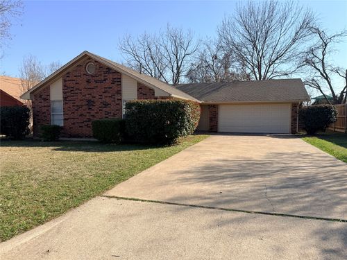 1620 May St, Denton, TX, 76209-4654 | Card Image