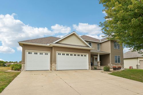 940 Preserve Blvd, Norwood Young America, MN, 55397-4613 | Card Image