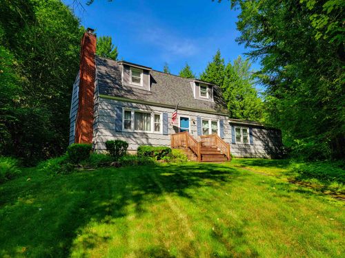 6 Cypress Ln, Essex, VT, 05452-3312 | Card Image