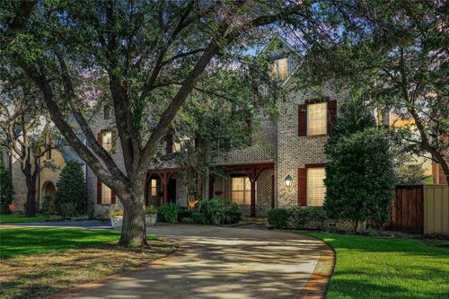 3815 Northwest Pkwy, Dallas, TX, 75225-3501 | Card Image