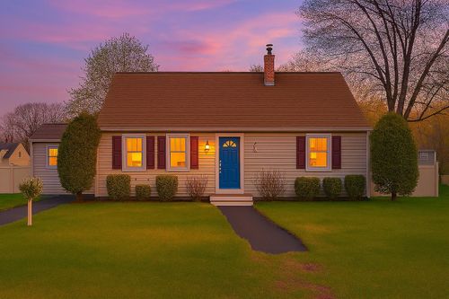14 Trinity Dr, Nashua, NH, 03063-3017 | Card Image