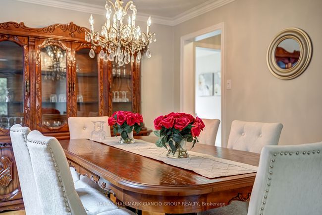 40 Crandall Dr, House other with 4 bedrooms, 4 bathrooms and 6 parking in Markham ON | Image 7