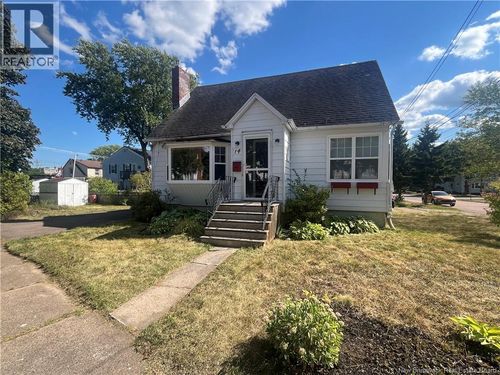 14 Wellington Ave, Moncton, NB, E1E2A8 | Card Image