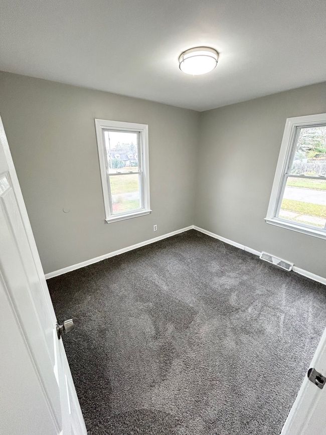 3021 Brandon St, House other with 3 bedrooms, 2 bathrooms and null parking in Flint MI | Image 9