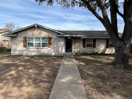 2101 Plymouth Rock Dr, Richardson, TX, 75081-3948 | Card Image