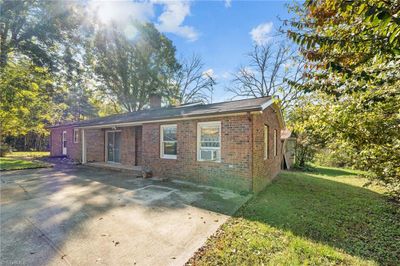 2305 Us Highway 311, House other with 2 bedrooms, 1 bathrooms and null parking in Madison NC | Image 3