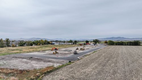 9-5125 N 10000 W, Tremonton, UT, 84337 | Card Image