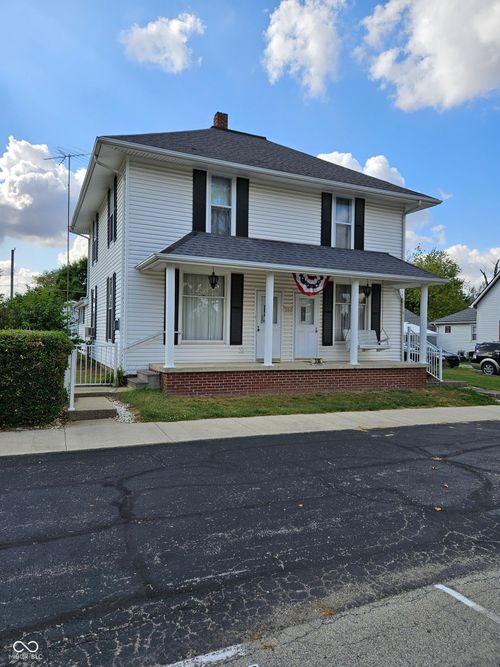 350 S Broadway St, Atlanta, IN, 46031-7412 | Card Image