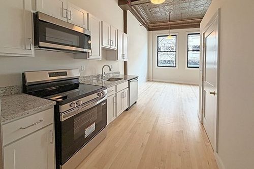 216-105 Paige St, Lowell, MA, 01852 | Card Image