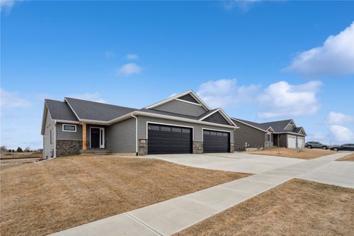 55 Kinsey St, North Liberty, IA, 52317-1308 | Card Image