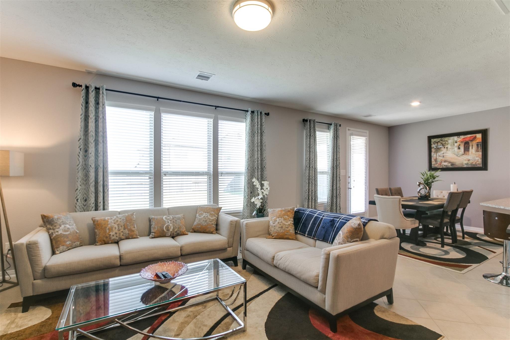 Residential Lease in Cypress 3
