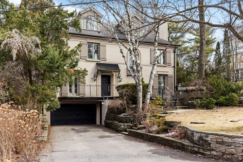 27 Strathgowan Cres, Toronto, ON, M4N2Z6 | Card Image