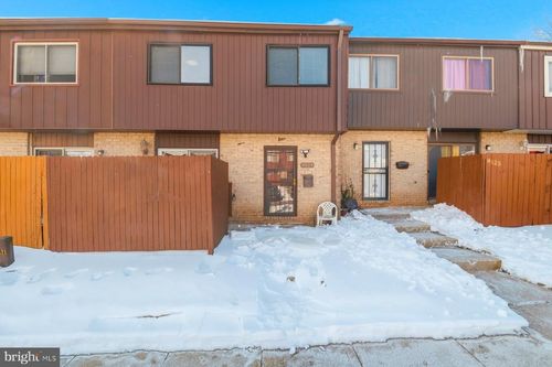 8123 Salt Lake Dr, BALTIMORE, MD, 21244-3702 | Card Image