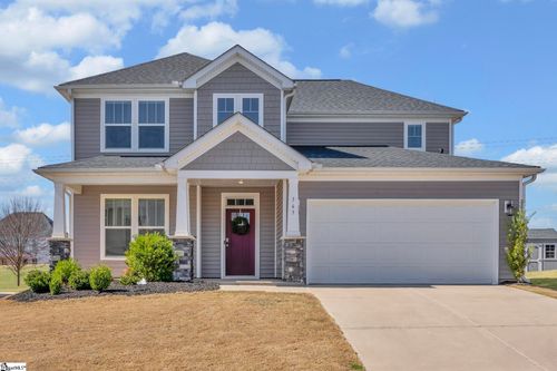 565 Fenwick Dr, woodruff, SC, 29388-8052 | Card Image