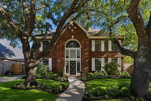 4712 Broadmoor Dr, League City, TX, 77573-5836 | Card Image