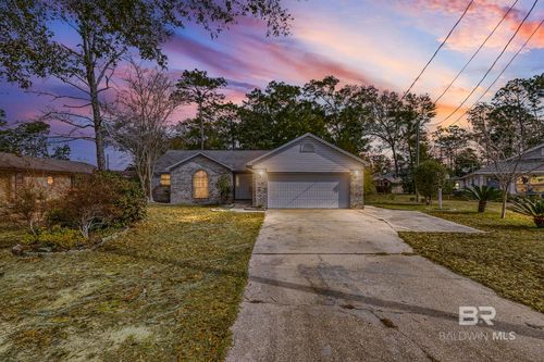 2776 Santa Rosa Cir, Lillian, AL, 36549-5222 | Card Image