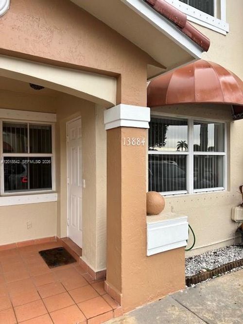 13884 Sw 64th St, Miami, FL, 33183-1183 | Card Image