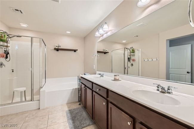 8295 Nebula Cloud Ave, House other with 4 bedrooms, 3 bathrooms and null parking in Las Vegas NV | Image 16
