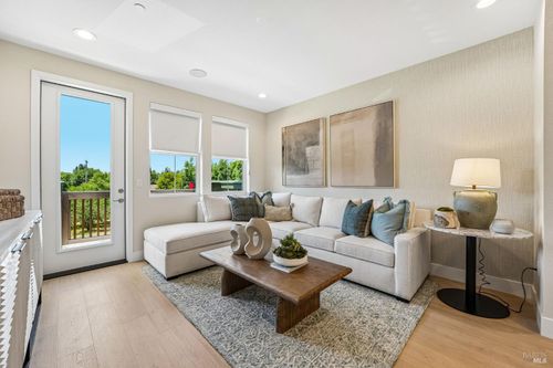 205 Pippin Court, Sebastopol, CA, 95407 | Card Image