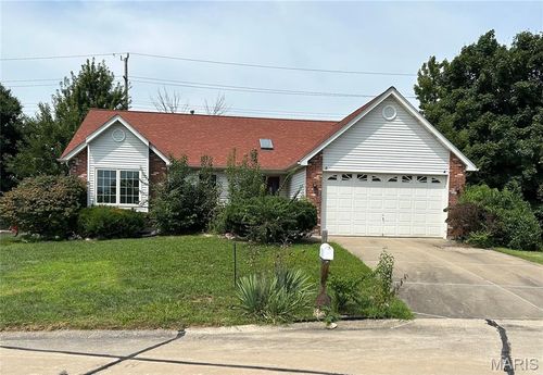 2211 Alexandria Court, O'Fallon, MO, 63368 | Card Image