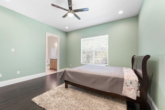 Room #4 | Image 50